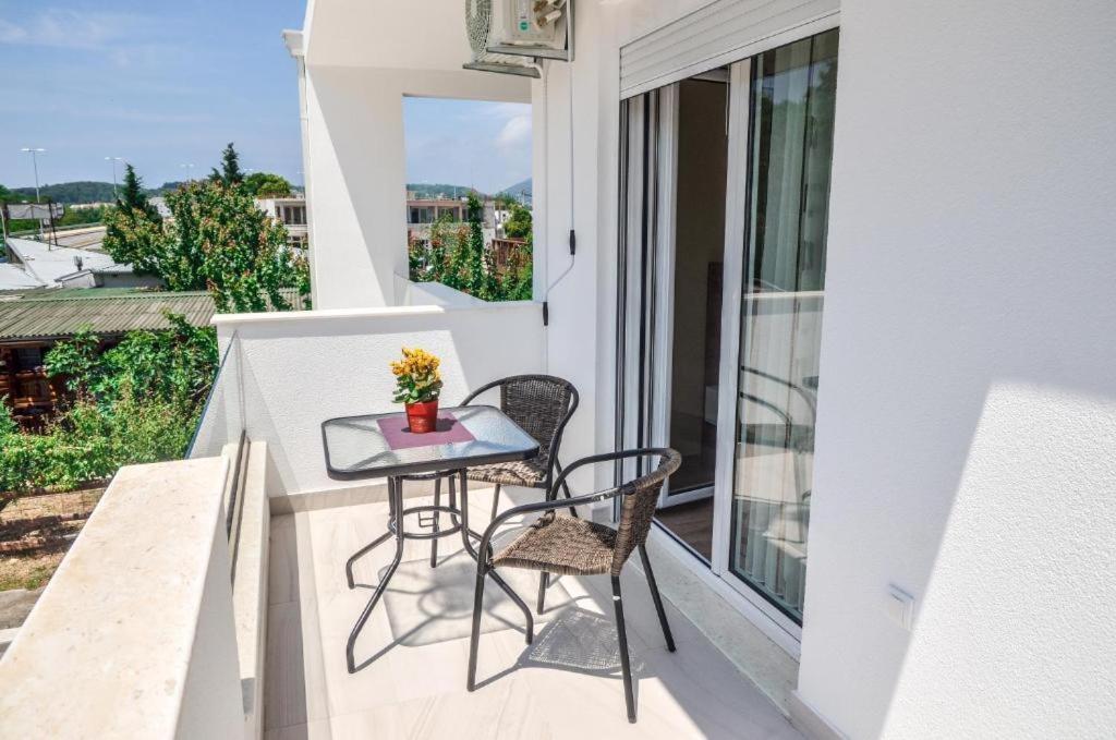 S&M Apartments Ούλτσιν Εξωτερικό φωτογραφία